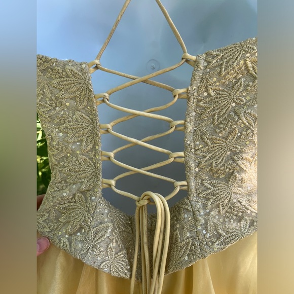 90s golden gown/prom dress size 4 - Picture 7 of 16